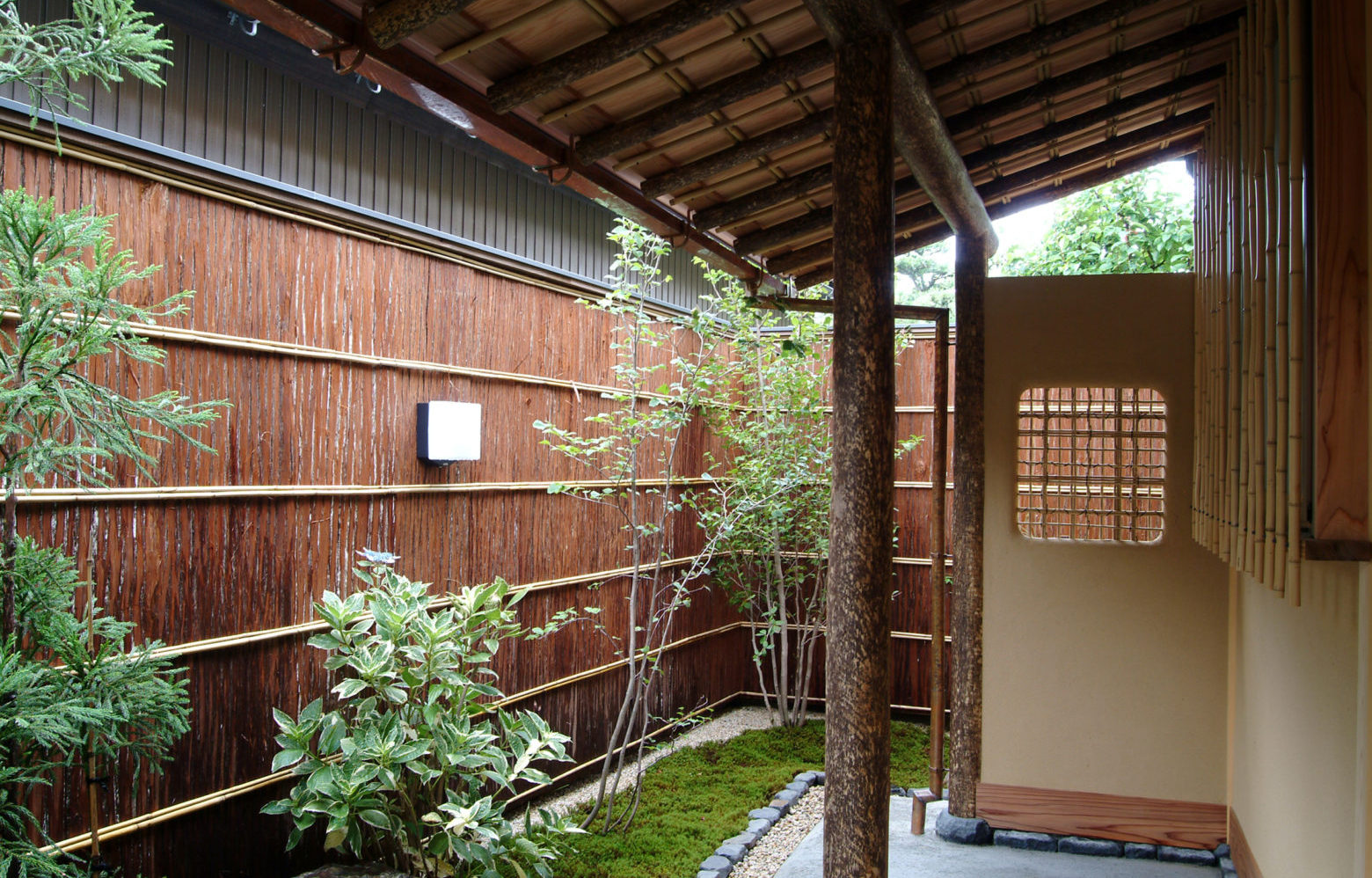 垣根 茶室 竹六商店 竹 銘竹 茶室材 建築用竹材 竹垣 建材 装飾竹 内装竹 各種竹 葭製品加工 卸 販売